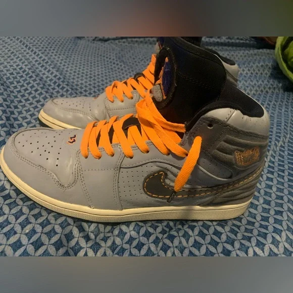 Shoes | Air Jordan 1 Retro 93 Wolf Grey | Poshmark display picture 3